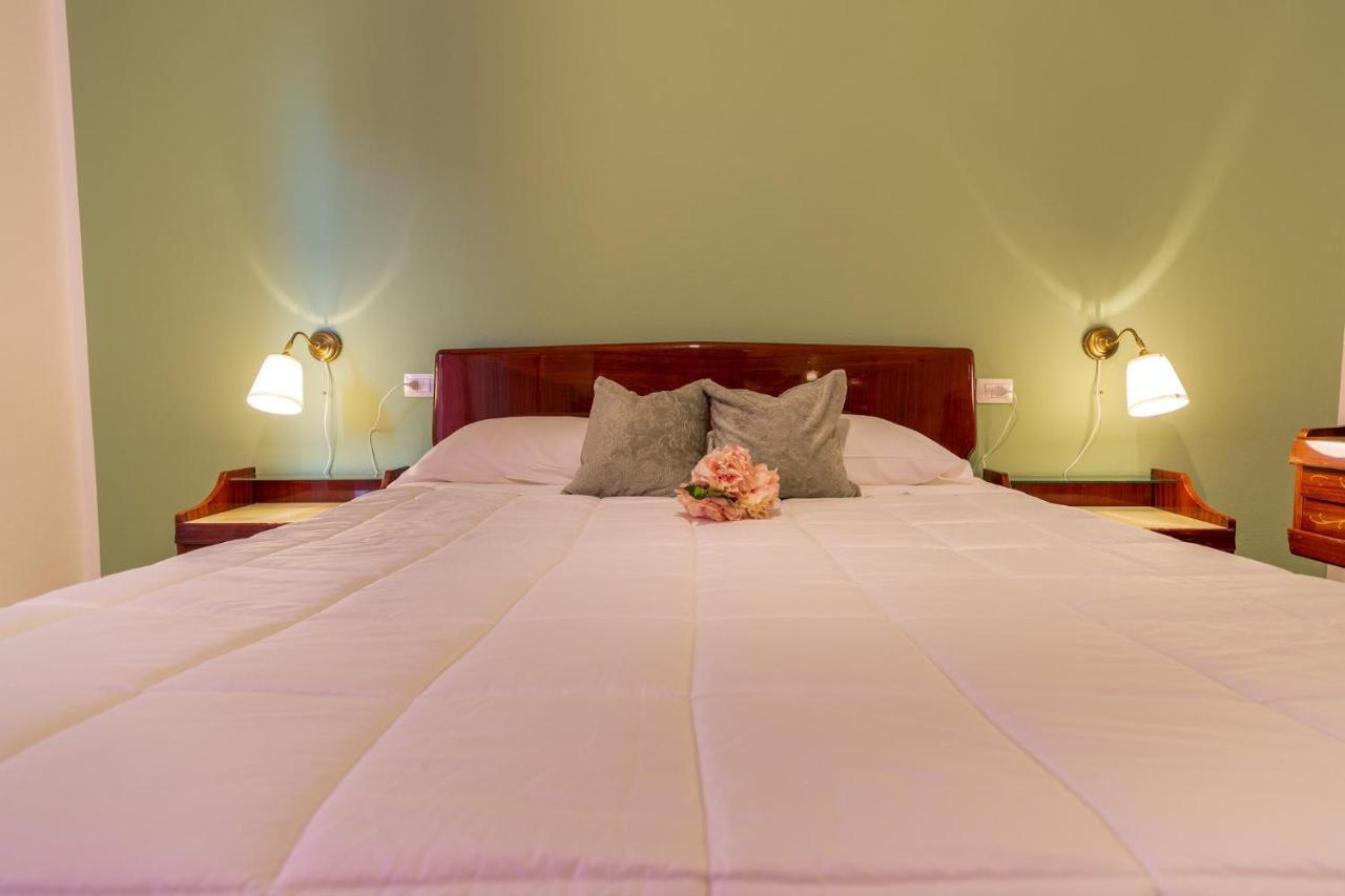 Siviglia 38 Apartment Олбия Екстериор снимка