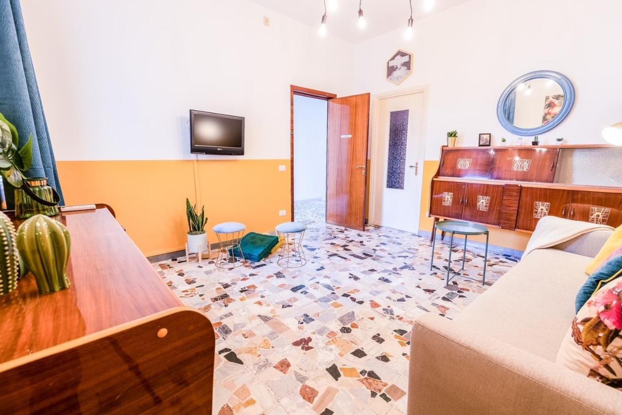 Siviglia 38 Apartment Олбия Екстериор снимка