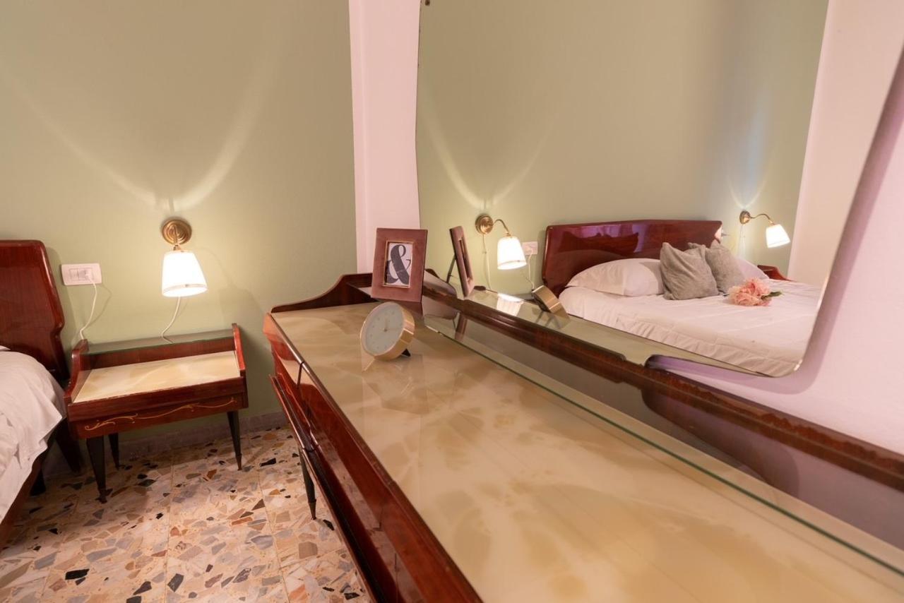 Siviglia 38 Apartment Олбия Екстериор снимка